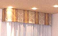 Tende con attacco al soffitto
